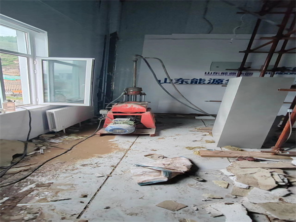 道外地基基础下沉墙体裂缝加固注浆顶升施工